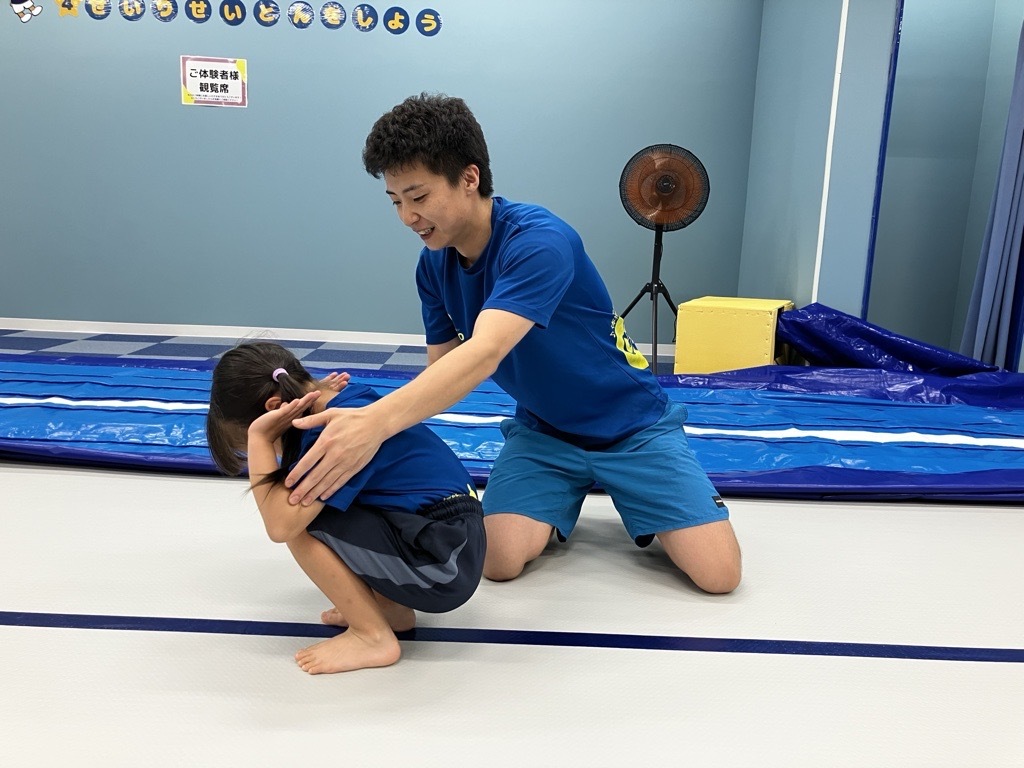 後転の練習