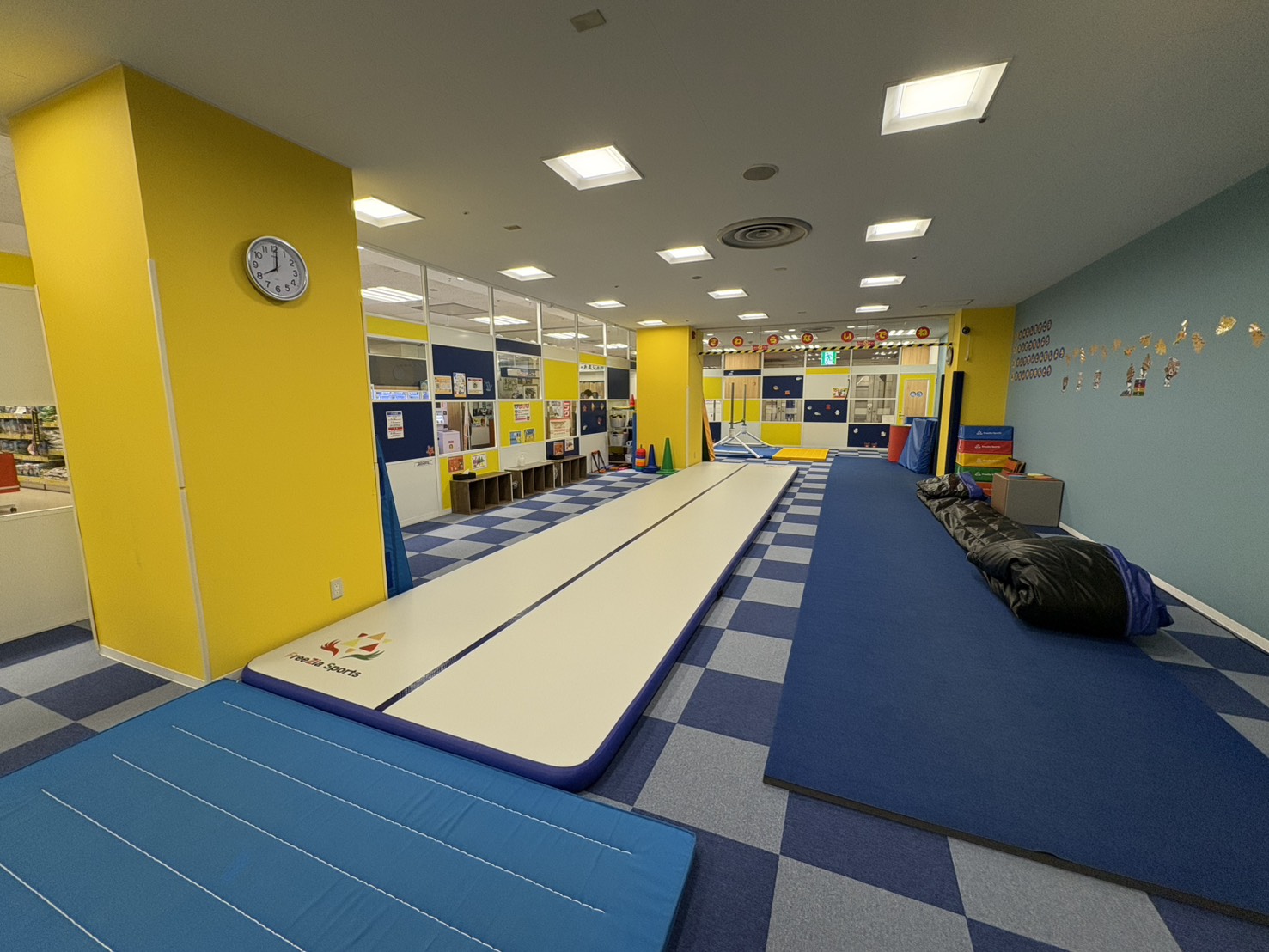 店舗内全体イトーヨーカドー四つ木店