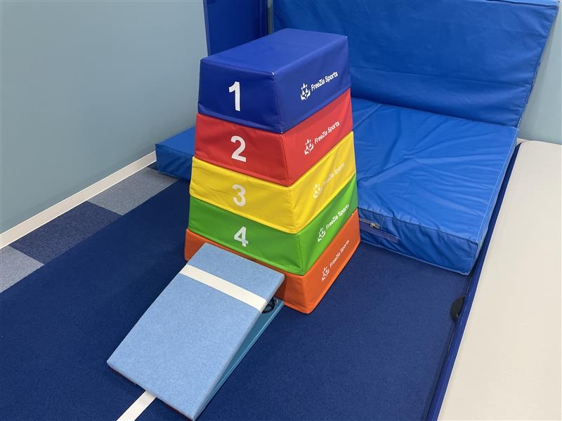 跳び箱エミテラス所沢店